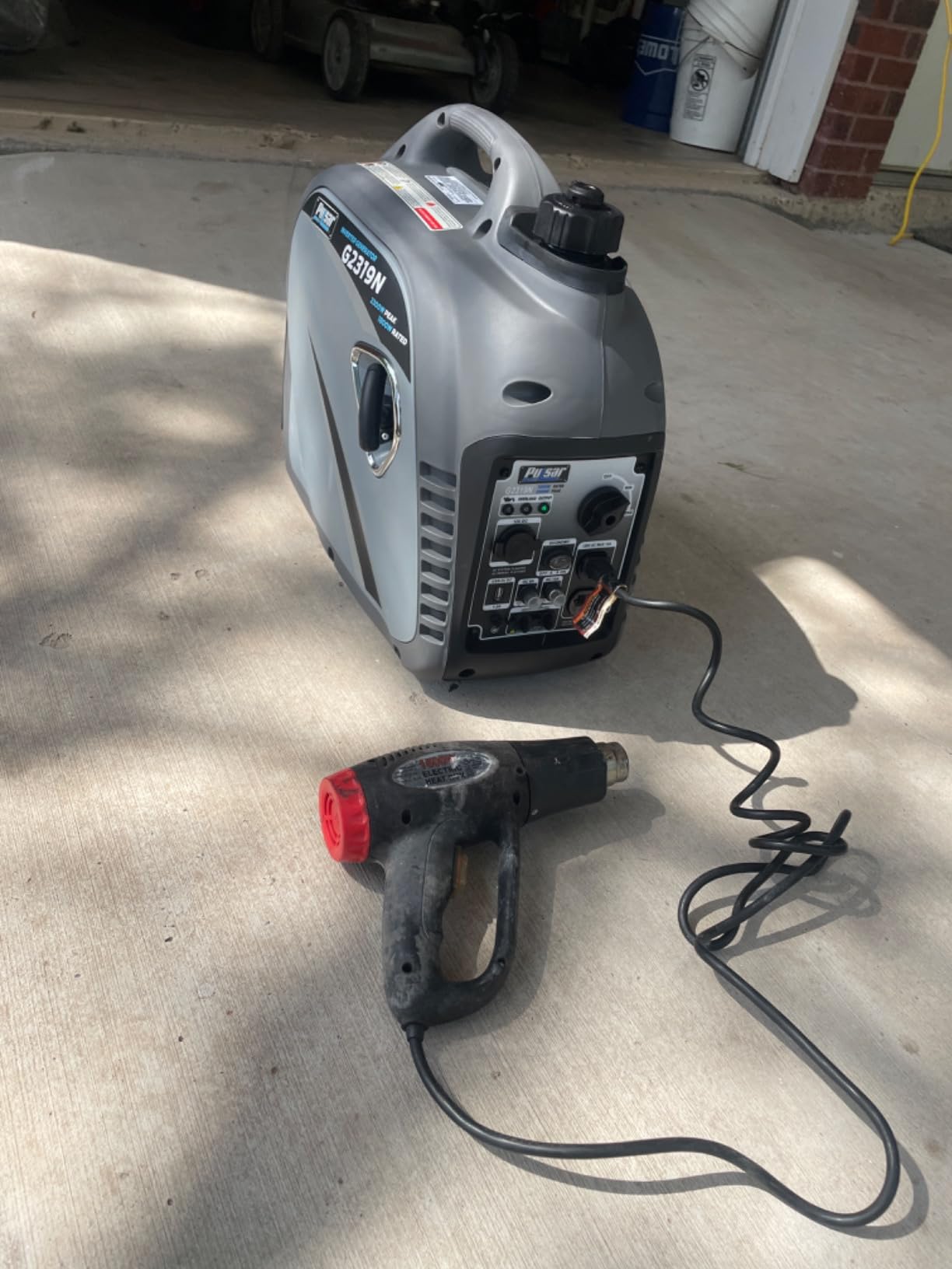 Pulsar 2,300W Portable Gas-Powered Quiet Inverter Generator With USB Outlet & Parallel Capability, Carb Compliant, G2319N customer photo 2