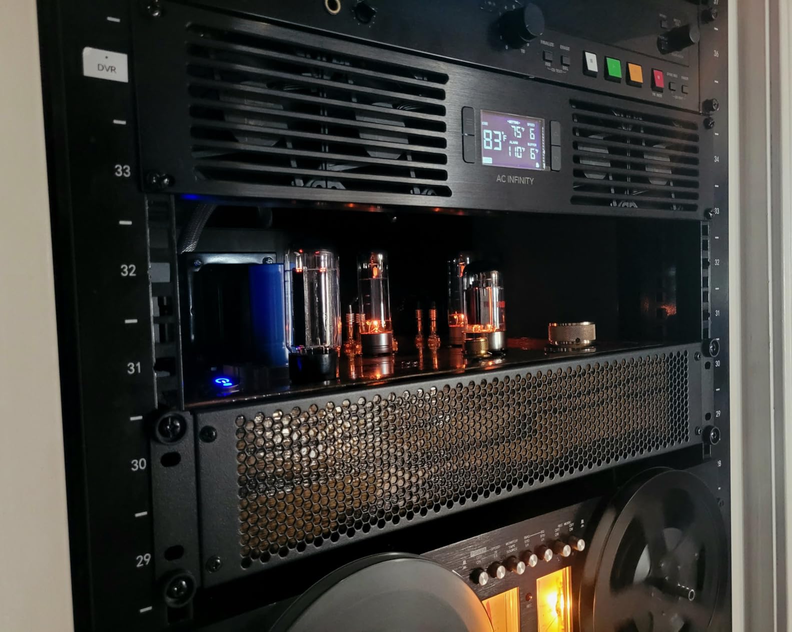 AC Infinity CLOUDPLATE T7, Rack Mount Fan Panel 2U, Exhaust Airflow, for Cooling AV, Home Theater, Network 19 inch Racks customer photo 1