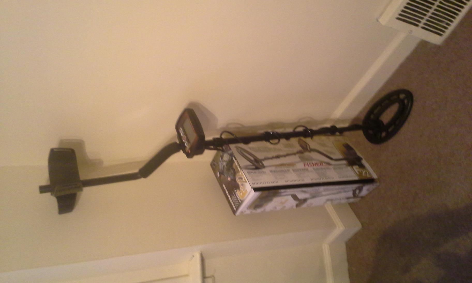 F22 Weatherproof Metal Detector with 9 Inch Waterproof Coil, All-Purpose, High-Sensitivity, Deep Seeking Metal Detector, Pinpoint, Easy to Use customer photo 1