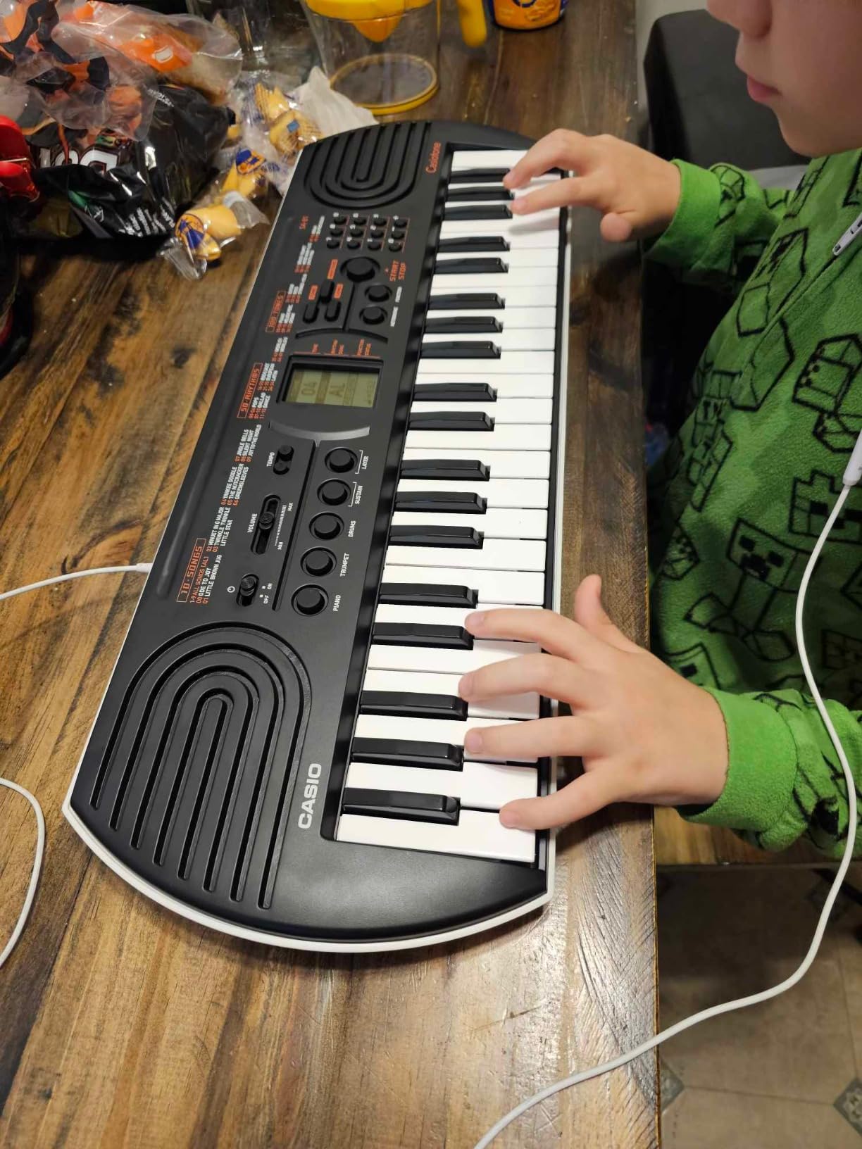 Casio Casiotone SA-81 - Compact Keyboard with 100 Tones & 50 Rhythms | Fun for Beginners | Great for Music Practice and Learning customer photo 1