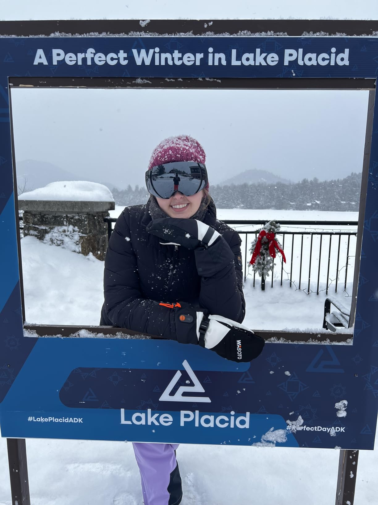 OutdoorMaster Ski Goggles PRO - Frameless Interchangeable Lens 100% UV400 Protection customer photo 2