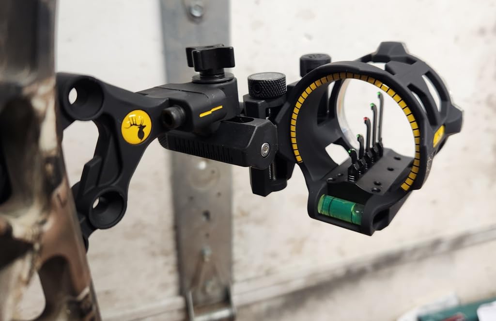 Trophy Ridge Peak 5 Pin Bow Sight - Vertical in-Line Pin Technology, Tool Less Windage and Elevation Adustability, 2nd Axis Leveling, Adjustable Rheostat Light, Glow Ring customer photo 1