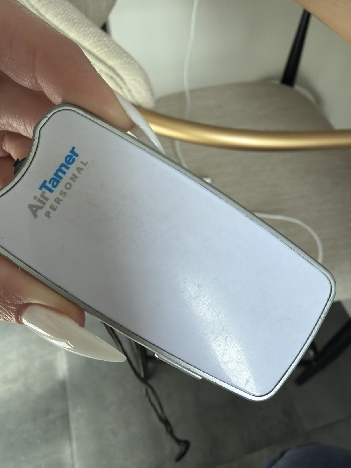 AirTamer A310W Personal Rechargeable and Portable Air Purifier Negative Ion Generator, Proven Performance, White with Metal Travel Case customer photo 2