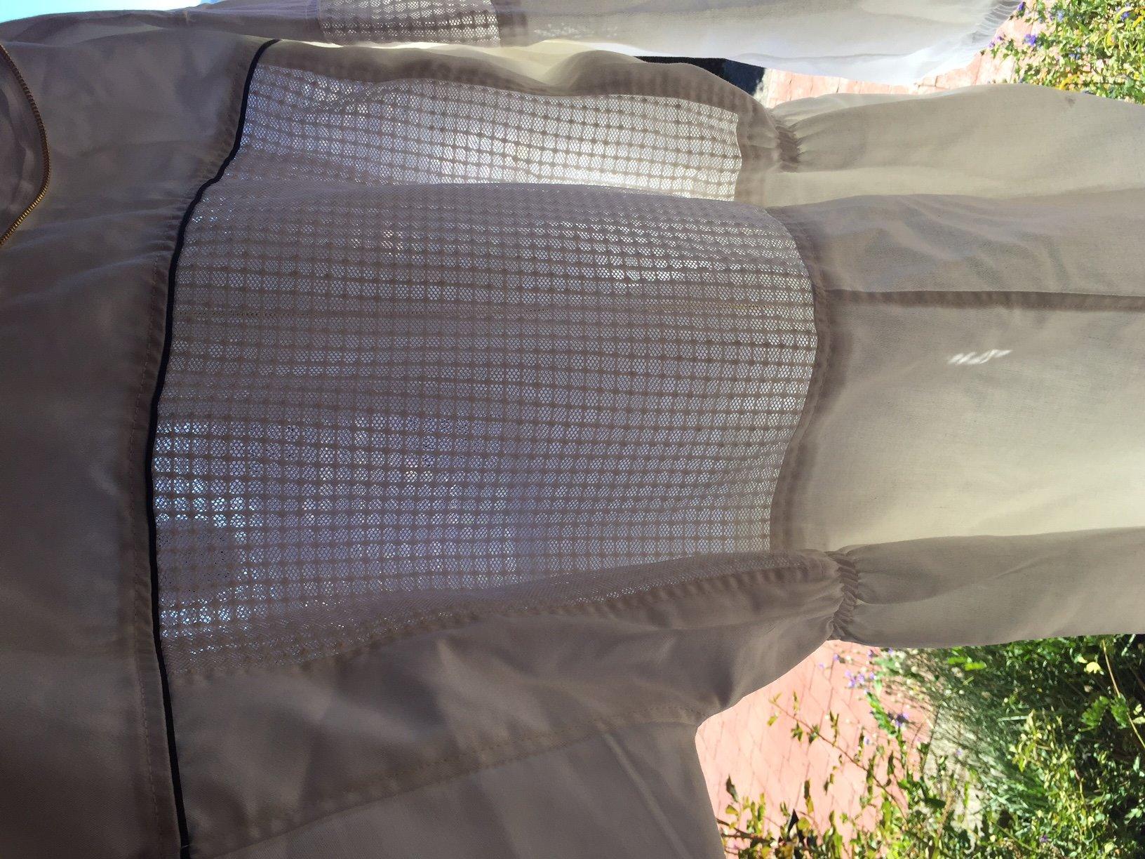 Humble Bee 430 Ventilated Beekeeping Suit with Round Veil customer photo 1