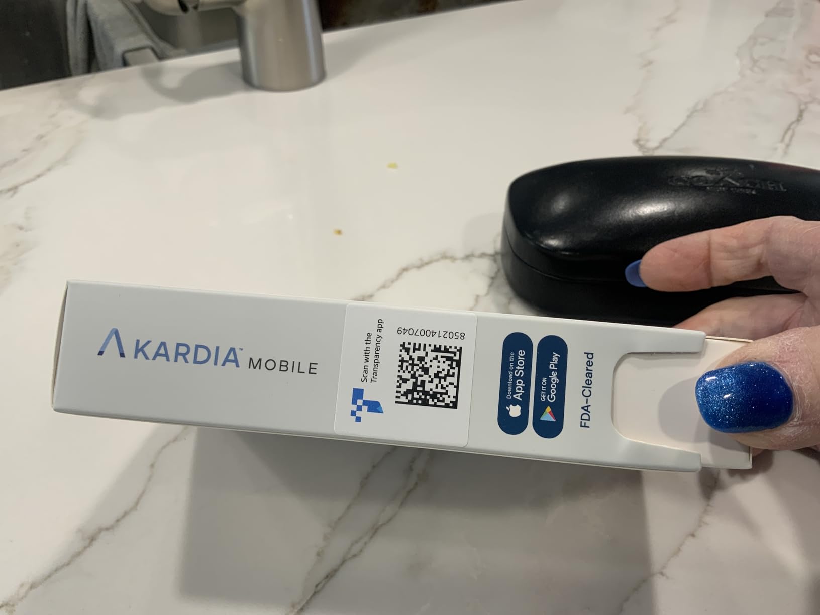 KardiaMobile 1-Lead EKG Monitor, Medical-Grade FDA-Cleared Personal Heart Monitor, Detects Normal, AFib & Arrhythmias, Unlimited Recordings, 30 Second Results, Works with most Smartphones, Pocket-size customer photo 2