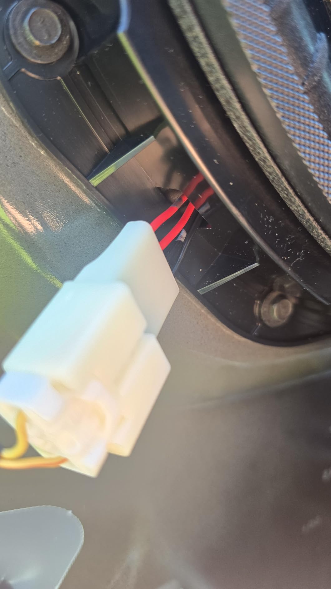 KICKER DSC6930 6x9-Inch (160x230mm) 3-Way Speakers, 4-Ohm (Pair) customer photo 1