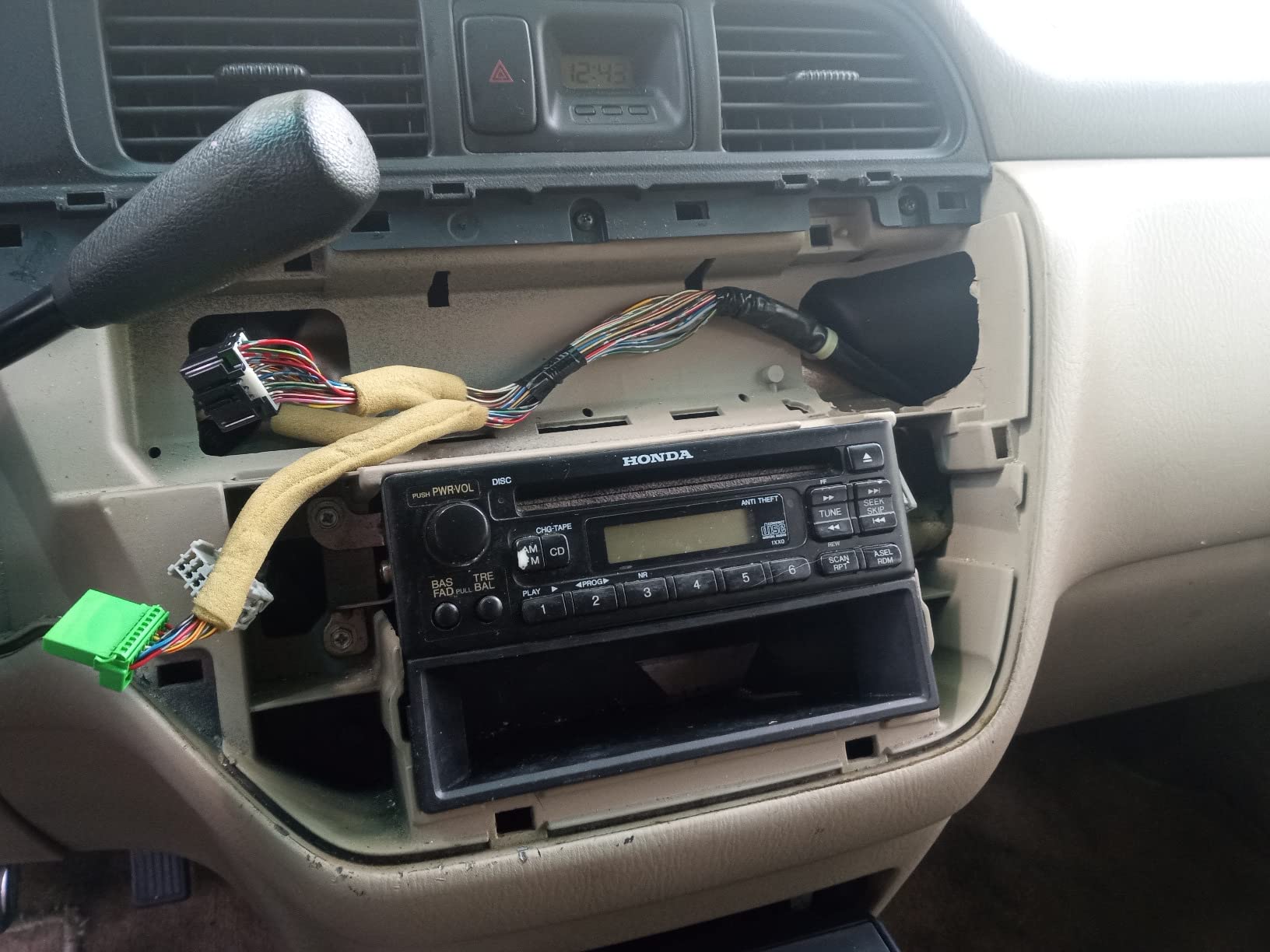 BOSS Audio Systems 616UAB Car Stereo With Bluetooth - Single DIN, MP3, USB, Aux-in, AM/FM, No CD DVD Player customer photo 2