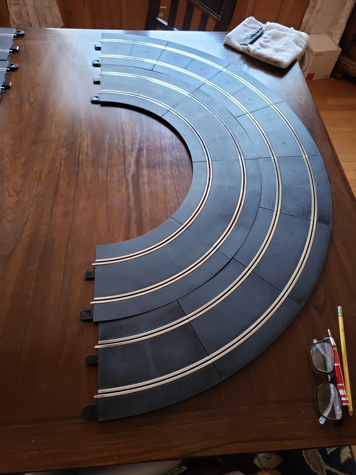 Scalextric Extension Pack 5 1:32 Scale Standard Straights x 8 C8554 Slot Car Track, White customer photo 2