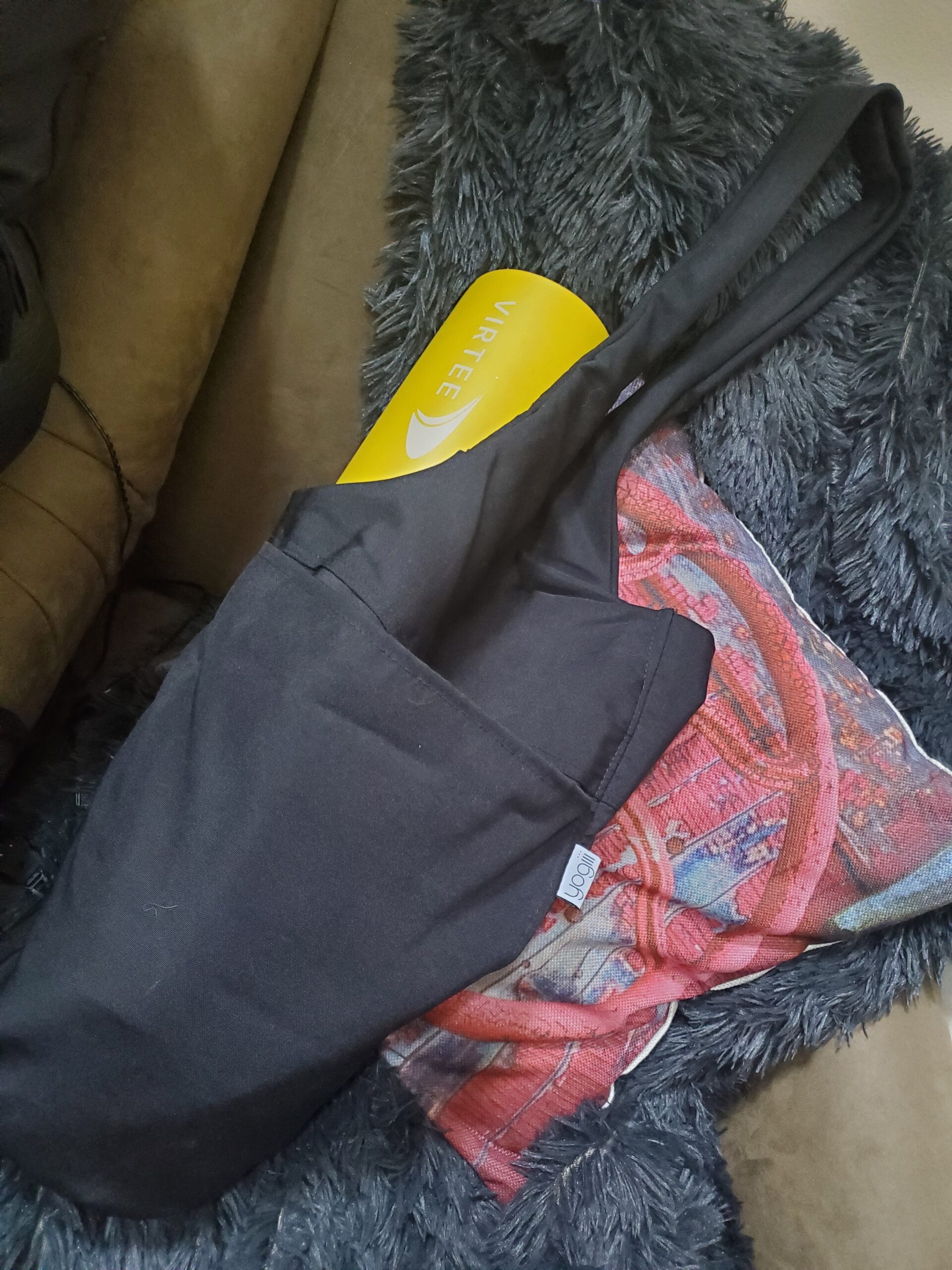 Yogiii Yoga Mat Bag | The ORIGINAL YogiiiTote | Yoga Mat Carrier Tote Sling w/Large Side Pocket & Zipper Pocket | Fits Most Size Mats customer photo 2