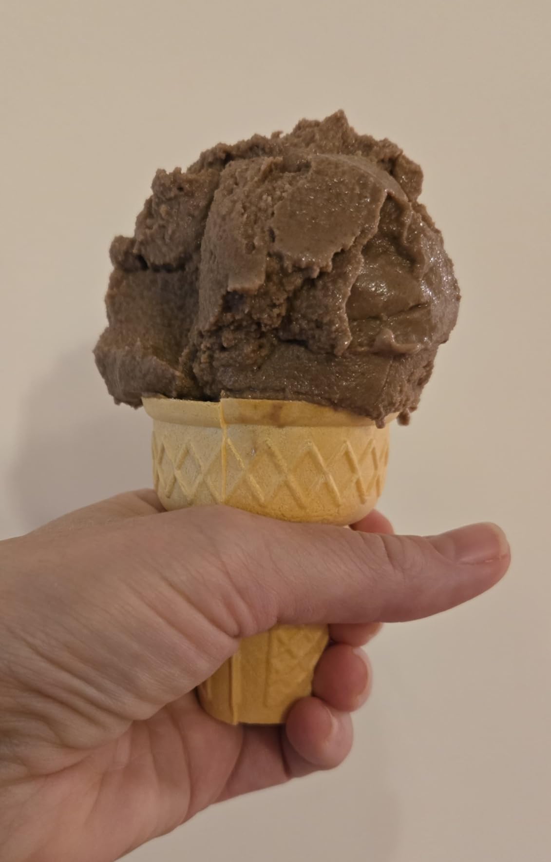 Whynter Ice Cream Maker Machine Automatic 2.1 Qt. Upright with Built-In Compressor, LCD Digital Display & Timer, No Pre-Freezing, ICM-201SB, Stainless Steel customer photo 2