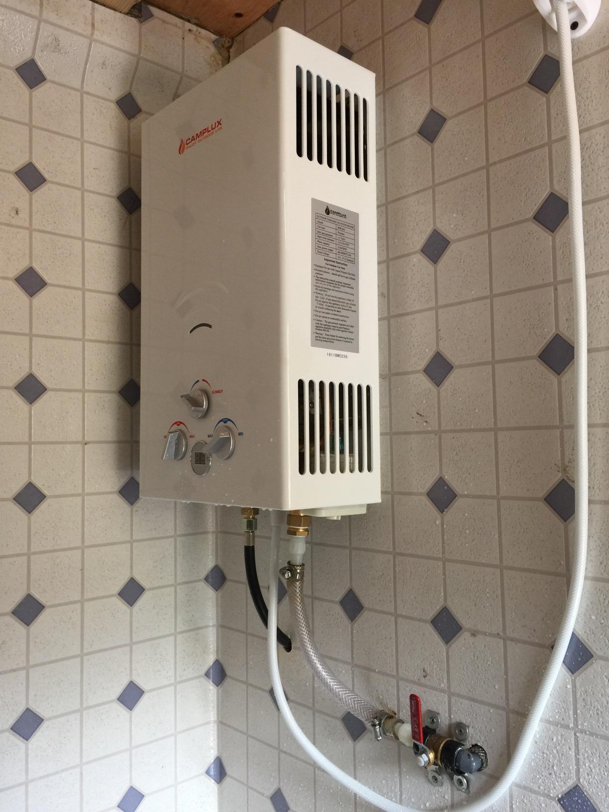 CAMPLUX Outdoor Tankless Water Heater Propane, 4.22 GPM Propane Tankless Water Heater, 16L Outdoor Water Heater for Camping, Remote Cabins, Tiny House & Mobile Home, 110,000 BTU, BW422 customer photo 2