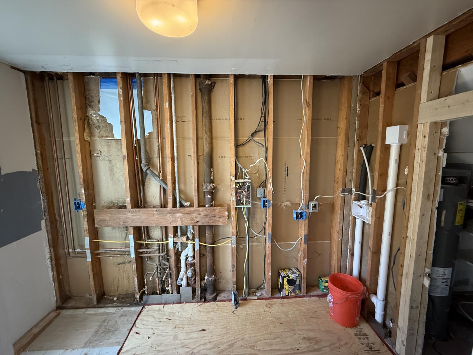 BlueDri Air Shield 550 HEPA Air Scrubber, Water Damage Restoration Equipment Air Purifier, Covers 1400 Sq. Ft, Daisy Chain Capable, For Commercial Use, Blue customer photo 1