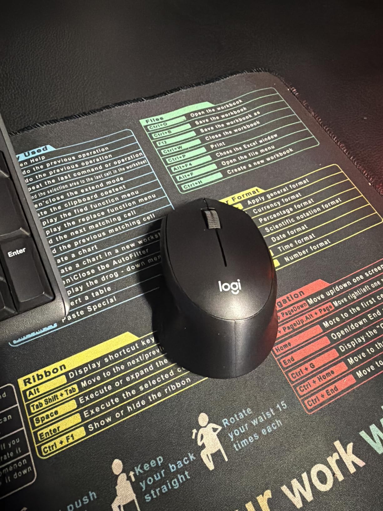 Logitech M330 Silent Wireless Mouse, 2.4GHz with USB Receiver, Optical Tracking, Quiet & Lightweight, Long Battery Life, for PC, Mac, Laptop, Chromebook - Black customer photo 1