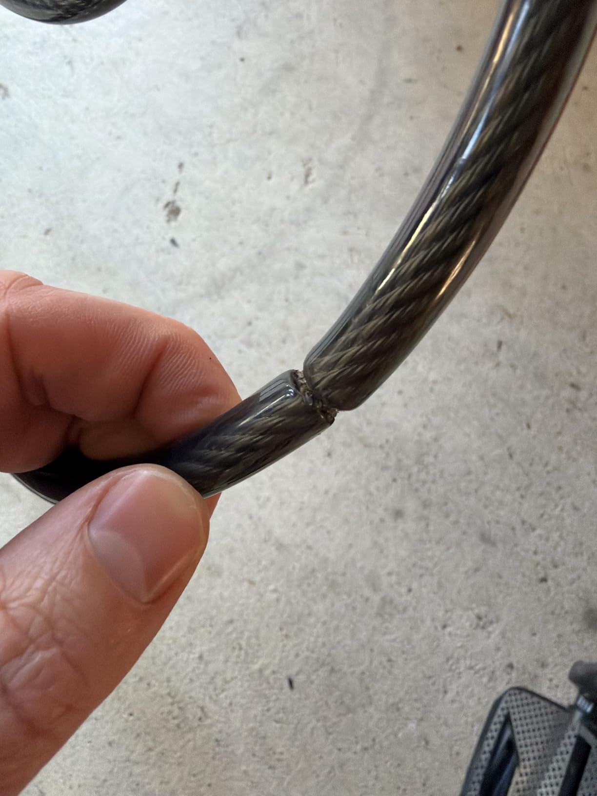 Via Velo Heavy Duty Bicycle U-Lock, 14mm Shackle and 10mm x 1.8m Cable with Mounting Bracket for Electric & Folding Bike customer photo 1