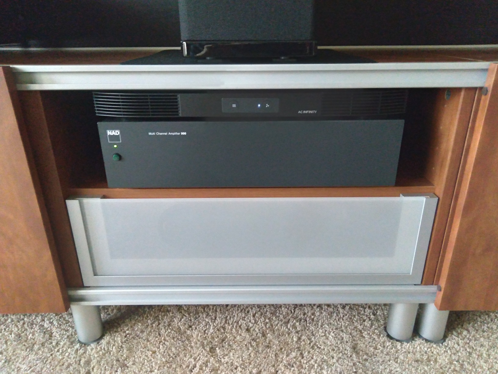 AC Infinity AIRCOM T9, Quiet Cooling Fan System 17 inch Top-Exhaust for Receivers, Amps, DVR, AV Cabinet Components customer photo 2