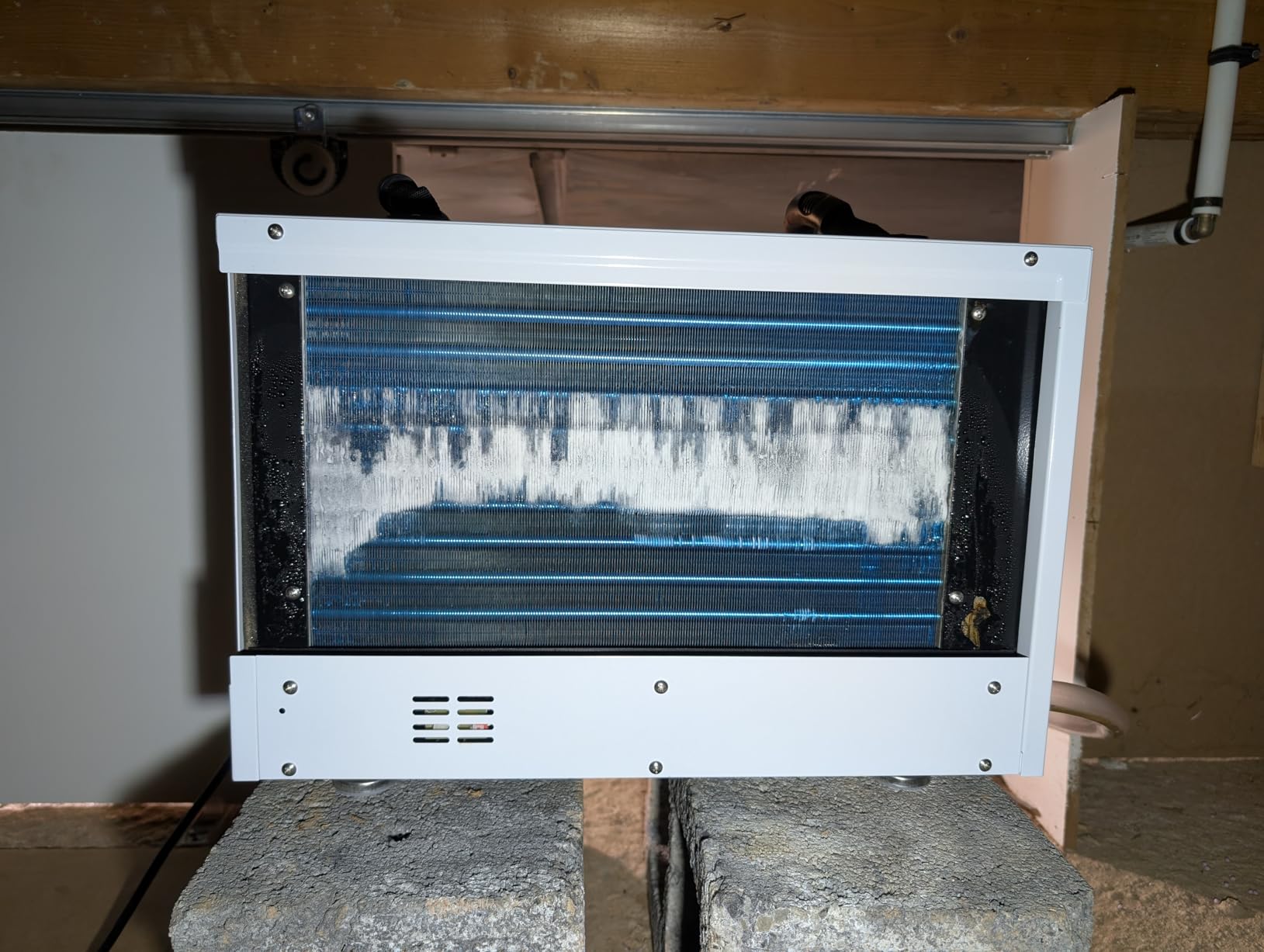 ALORAIR Crawl Space Dehumidifiers 120 PPD Moisture Removal, Crawlspace Dehumidifiers Commercial Dehumidifier for Basement, Auto Defrost, cETL Listed customer photo 2