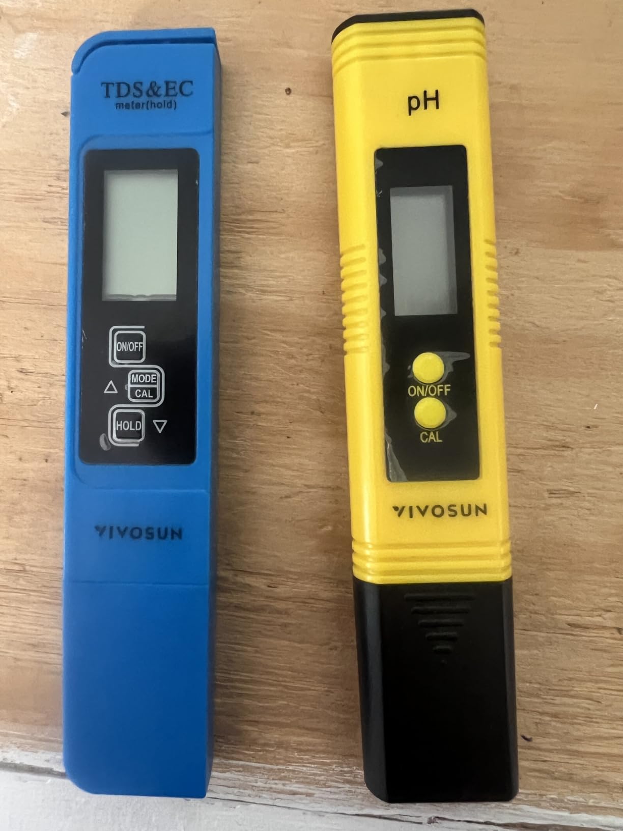 VIVOSUN Digital pH Meter, 0.01pH High Accuracy Pen Type pH Tester for Hydroponics, Household Drinking, Pool and Aquarium, Yellow, UL Certified customer photo 2