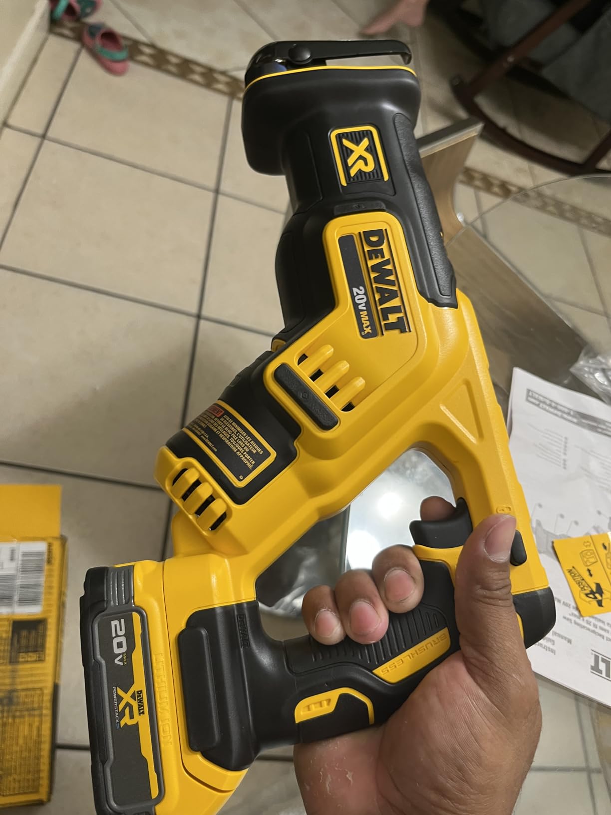 DEWALT 20V MAX XR Reciprocating Saw Cordless, Brushless, Compact, Variable Speed, Pivoting Head, LED Light, Tool Only (DCS367B) customer photo 1