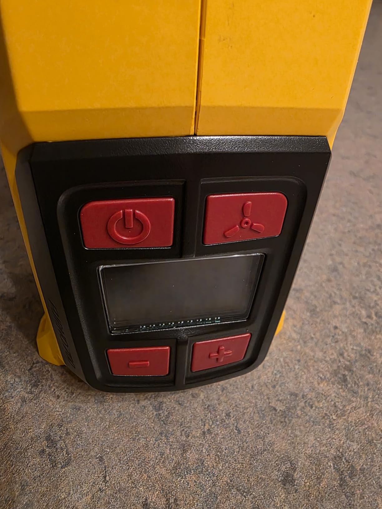 Wagner Spraytech 0503070 FURNO 700 Digital Heat Gun, 2 Nozzles & Temperature Setting Ranging 125°F to 1300°F, Electric Heat Gun for Paint Removal, Bending PVC, Crafts and More customer photo 1