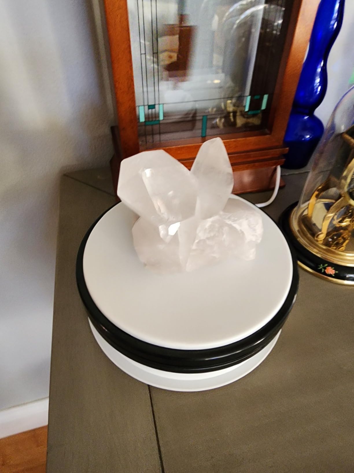 Fotoconic White Electric Motorized Rotating Turntable Display Stand, 24 Inch / 60cm Diameter, 180 Lb Centric Loading for Shop Display customer photo 1