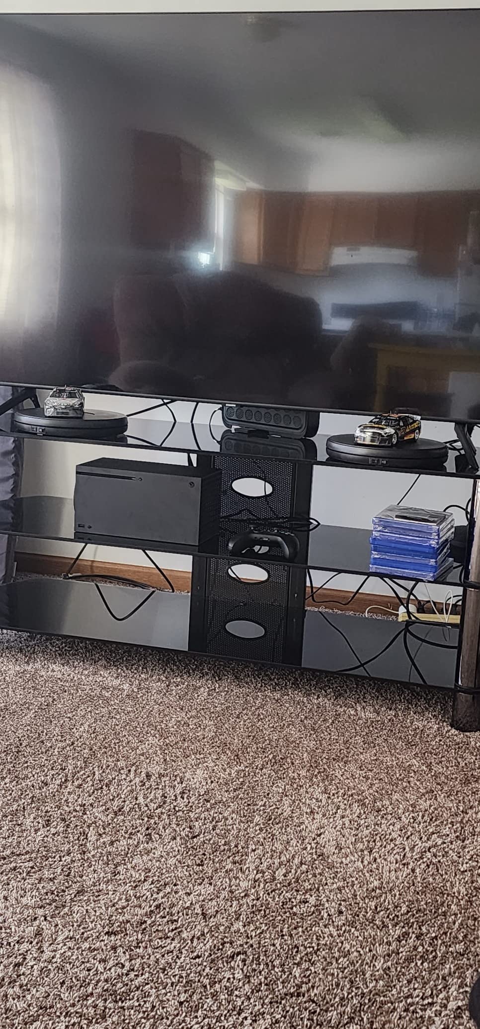 Fotoconic White Electric Motorized Rotating Turntable Display Stand, 24 Inch / 60cm Diameter, 180 Lb Centric Loading for Shop Display customer photo 2