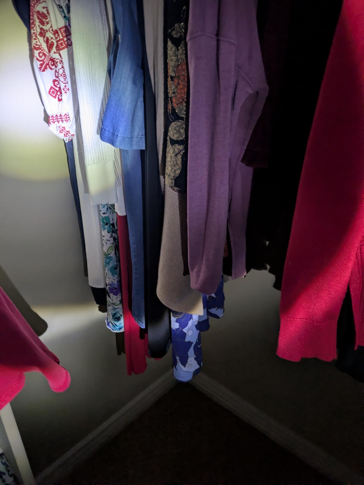 RunningSnail Emergency Hand Crank Radio With LED Flashlight For Emergency, AM/FM NOAA Portable Weather Radio With 2000mAh Power Bank Phone Charger, USB Charged & Solar Power For Camping, Emergency customer photo 2