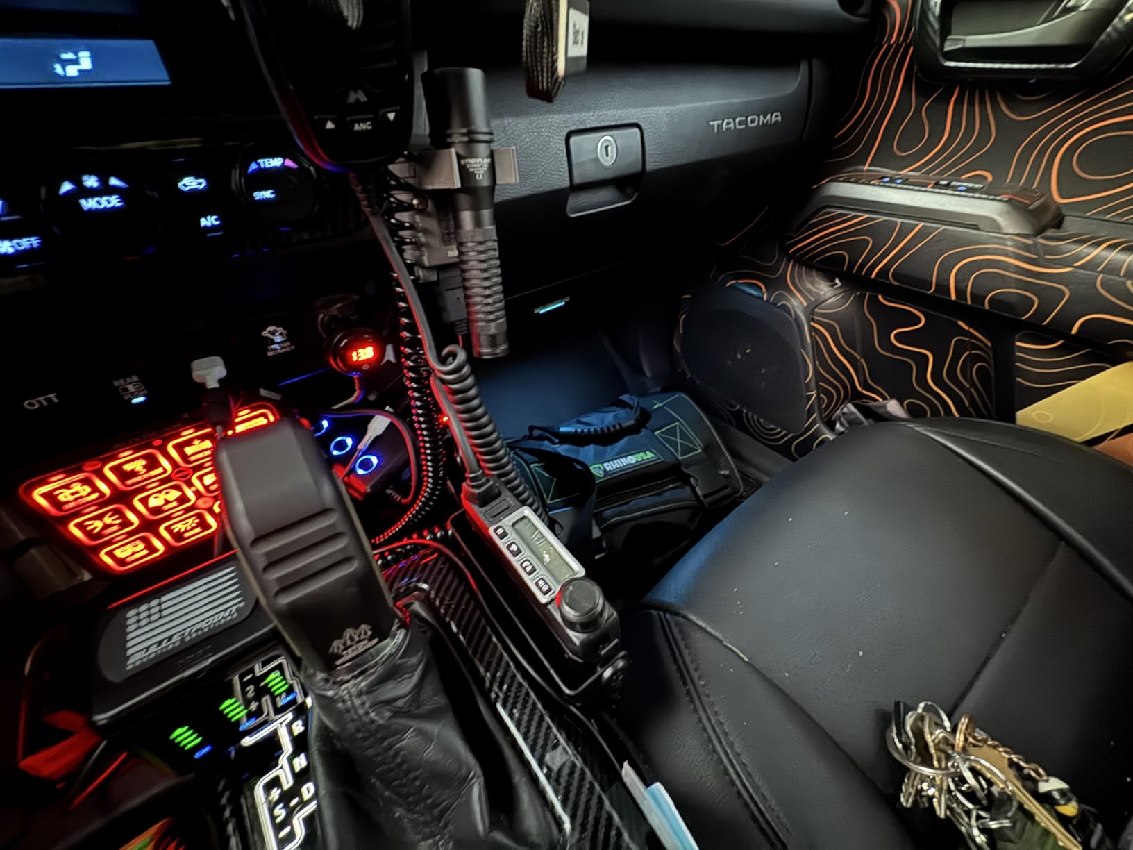 Midland - MXT115 - 15 Watt GMRS MicroMobile Two Way Trails Radio - Off Roading Outdoor RZR Farm - 8 Repeater Channels Extended Range - External Magnetic Mount Antenna - NOAA Weather Alerts customer photo 1