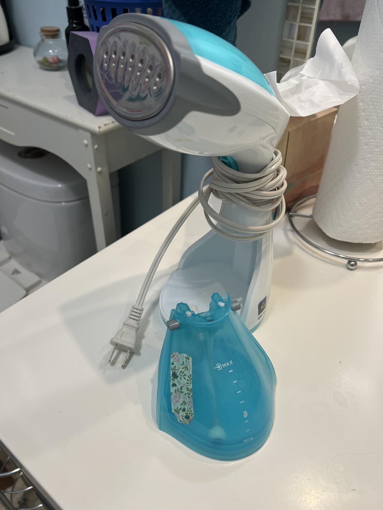 BEAUTURAL Steamer for Clothes, Portable Handheld Garment Fabric Wrinkles Remover, 30-Second Fast Heat-up, Auto-Off, Large Detachable Water Tank customer photo 2