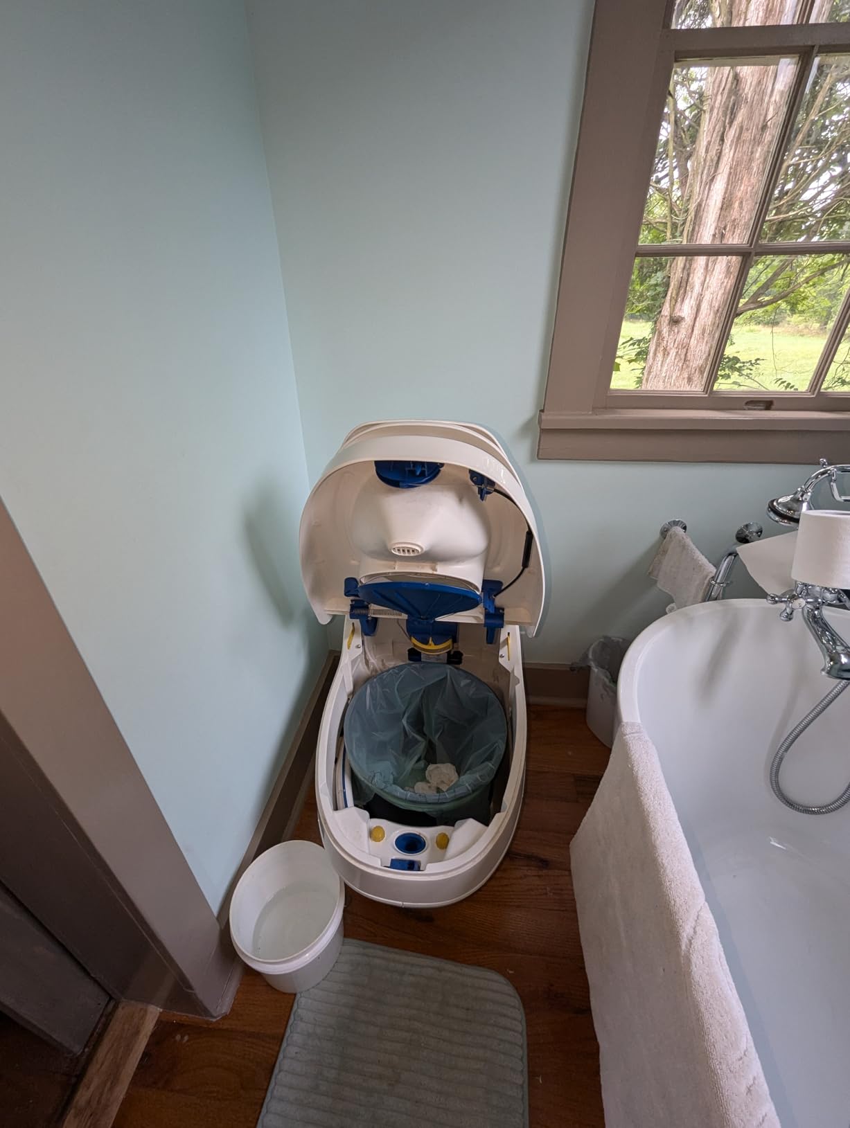Separett Villa Urine-Separating Compost Toilet | No Additives or Mixing Needed | High-Capacity Design | For Homestead, Schoolie, Cottage Use customer photo 2