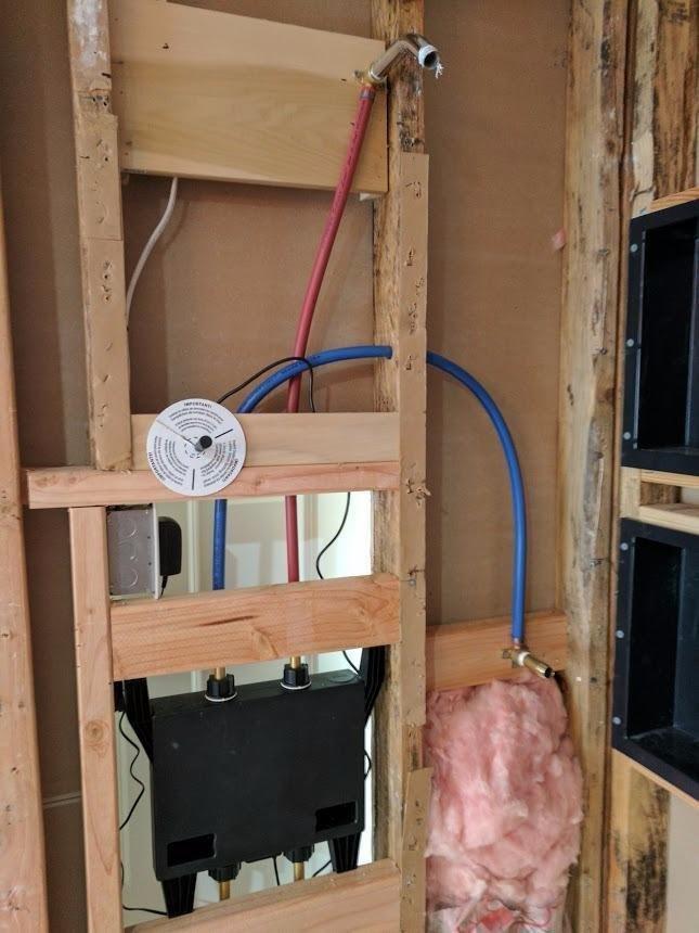 Moen Smart Shower 4-Outlet Digital Thermostatic Shower Valve with 3/4