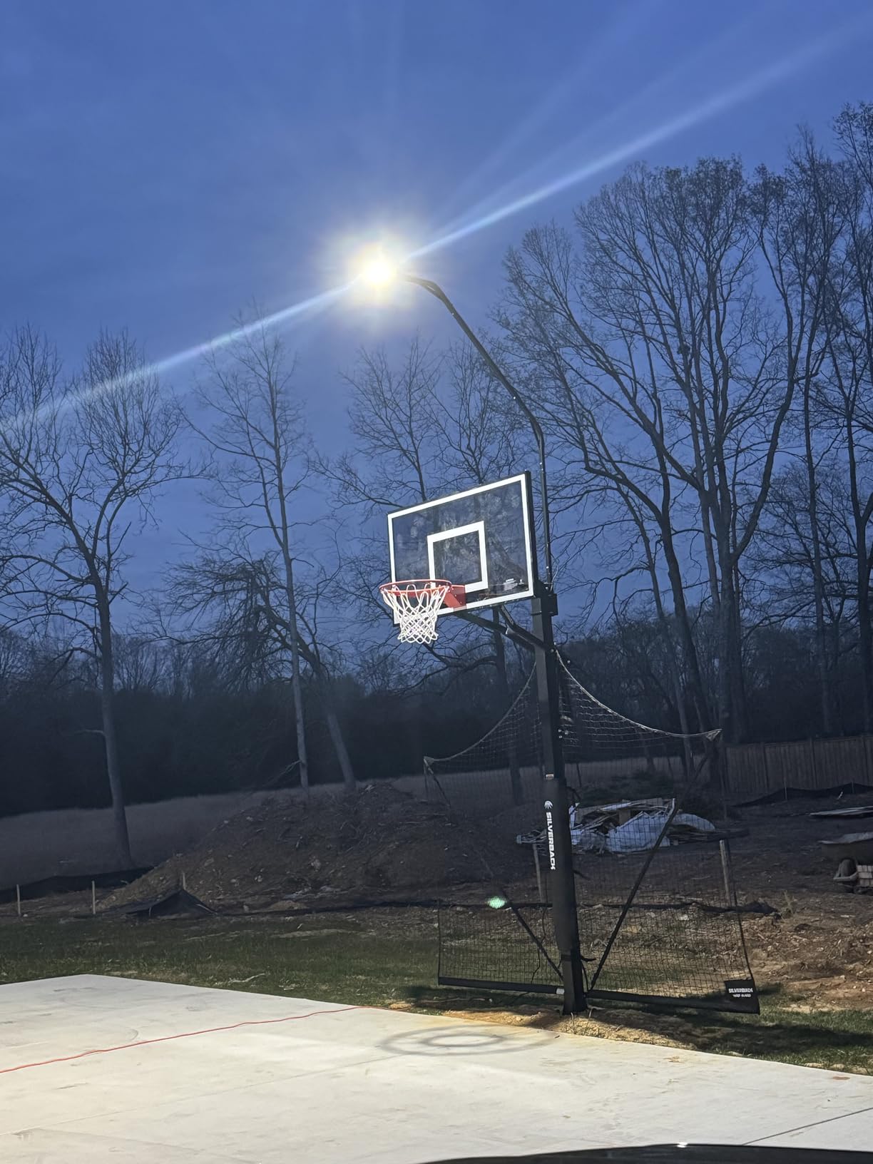 Silverback Basketball Yard Guard Defensive Net System Rebounder with Foldable Net and Arms into Pole, White/Black, Large customer photo 2