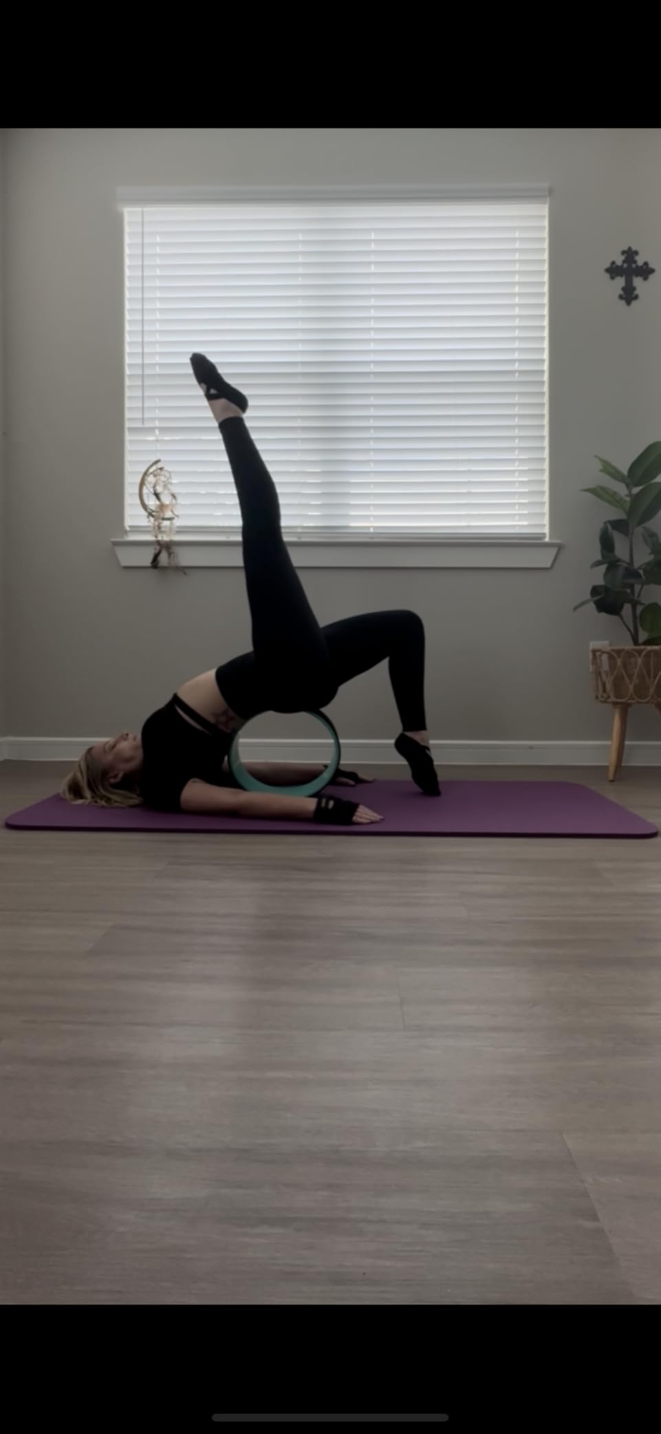 Yoga Wheel with Beginners Guide & Yoga Strap - Back Pain and Tension Relief. Comfy Roller for Stretching, Increase Flexibility. Home Exercise Kit. Ideal for Women Yogis. Improve your Posture. customer photo 1