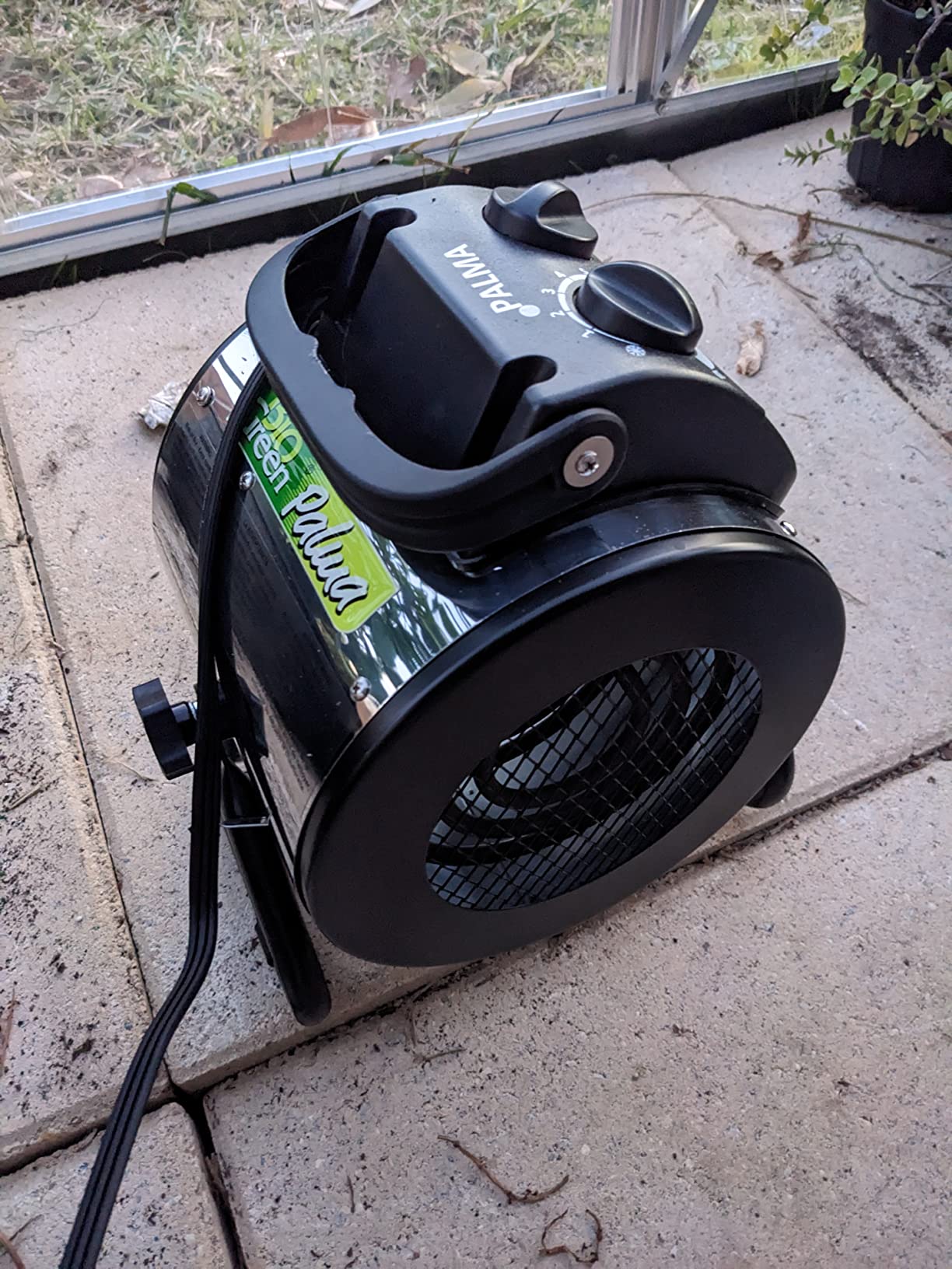 BioGreen Electric Greenhouse Heater & Fan with Digital Thermostat PALMA | 1500 Watts, 5100 BTU/hr | 5800 ft³/h Air Circulation -58 to 210.2°F | Stainless Steel | Spraywater Proof customer photo 1