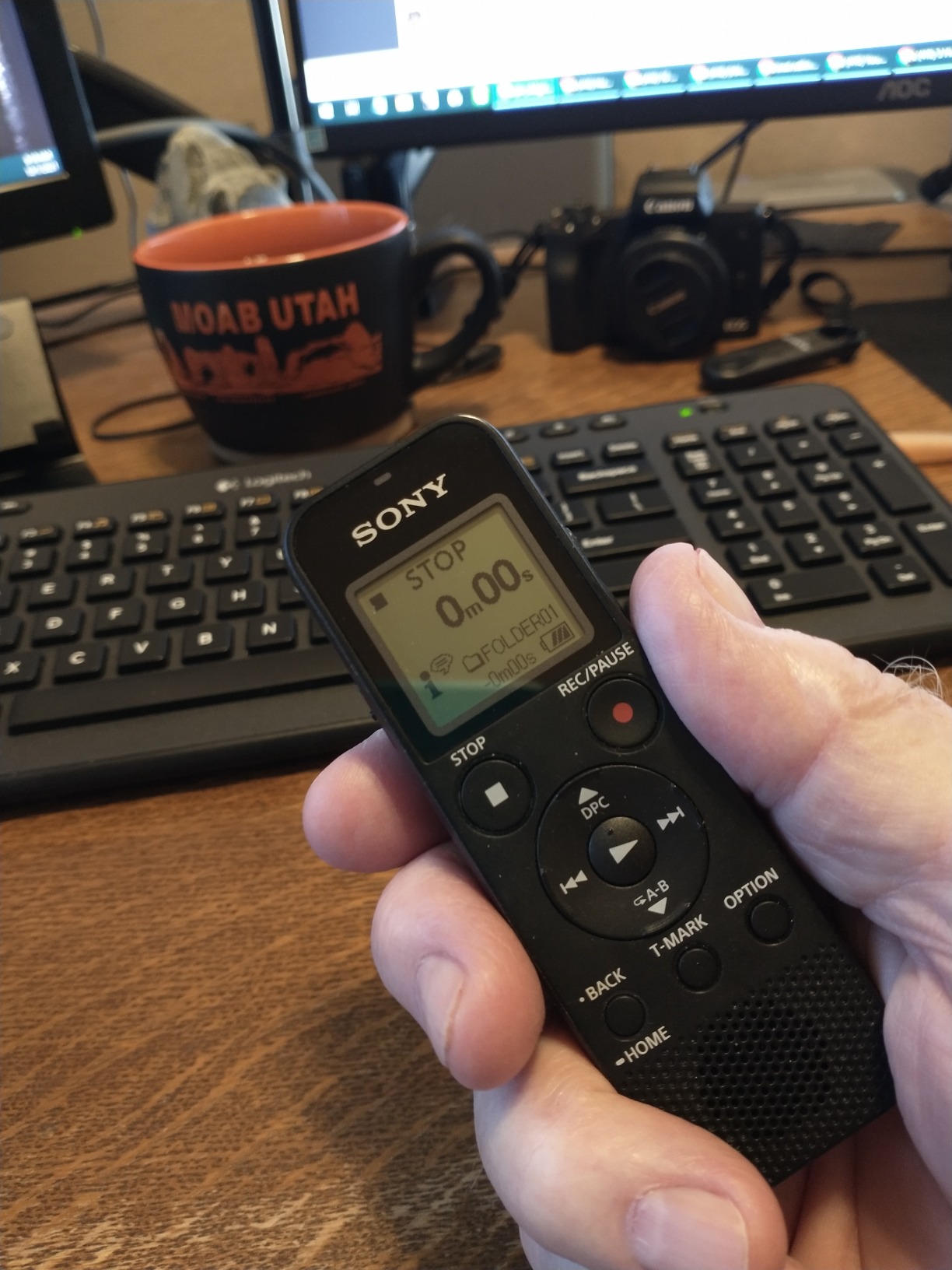 Sony ICD-PX370 Mono Digital Voice Recorder with Built-In USB Voice Recorder,black customer photo 2