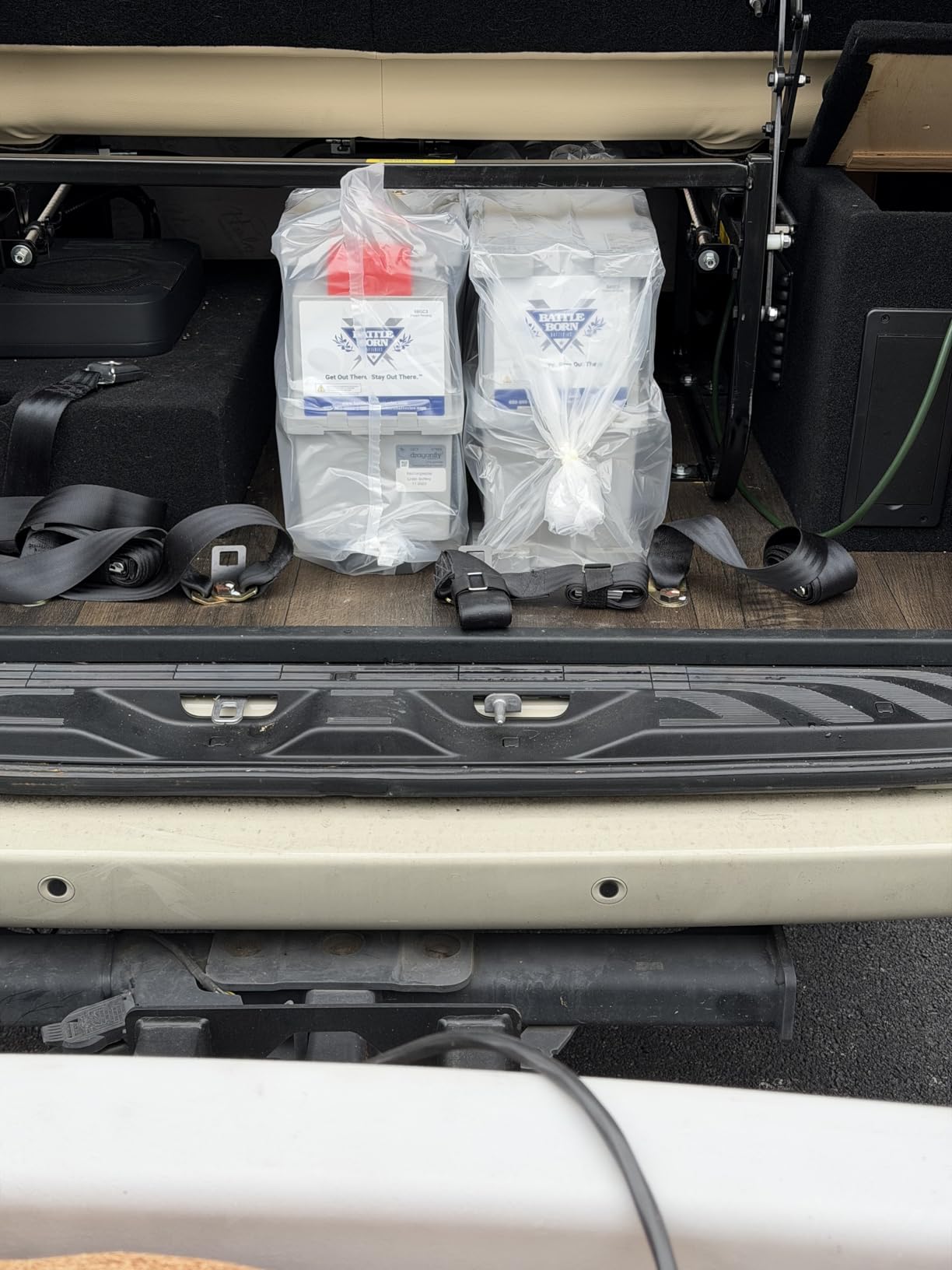 100Ah 12V Lithium-Ion (LiFePO4) RV, Marine, Solar, & Off Grid Battery - Internal BMS, High & Low Temperature Protection - Battle Born Batteries customer photo 2