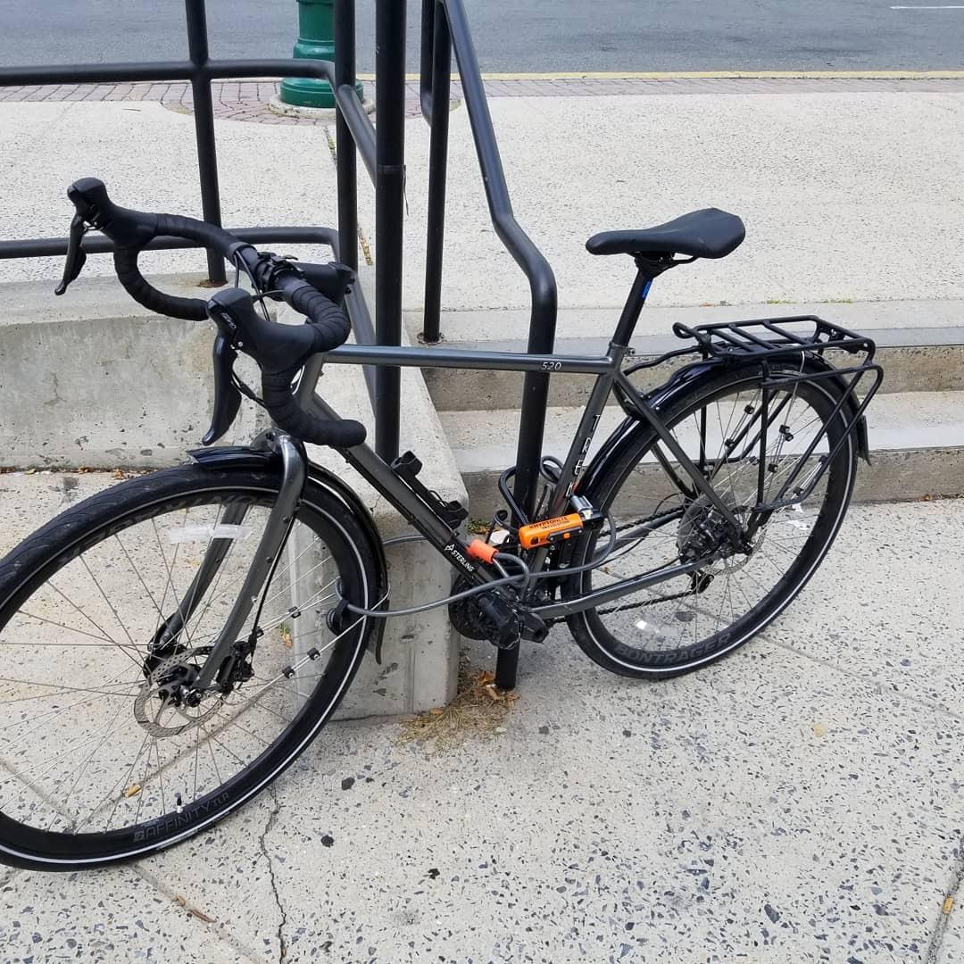 Kryptonite Evolution Mini-7 Bike U-Lock with 4 ft Security Cable - 7mm Max - Performance Steel Shackle with Double Deadbolt, Includes 3 Keys, Convenient Carry Bracket - Compact High-Security Bike Lock customer photo 2