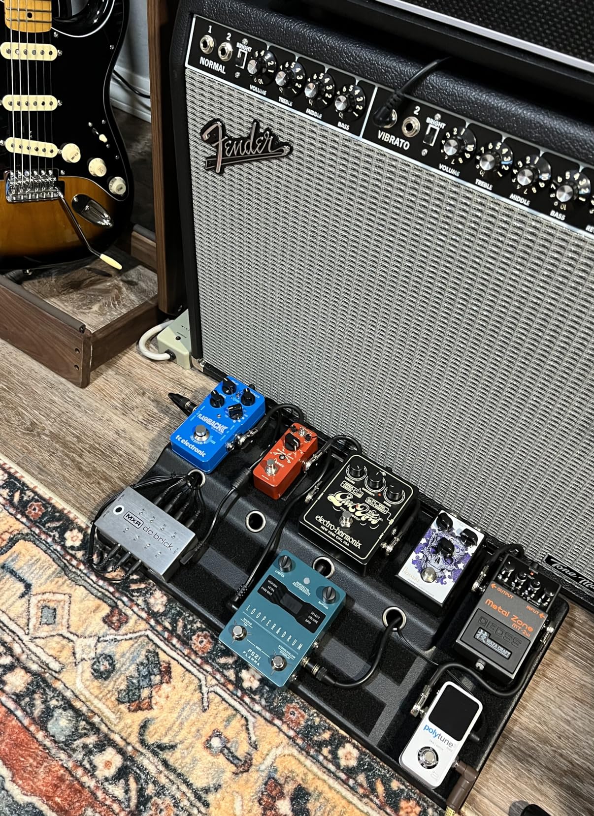 TC Electronic FLASHBACK 2 DELAY Legendary Delay Pedal with Groundbreaking MASH Footswitch, Crystal Delay Effect and Built-In TonePrint Technology, Blue customer photo 1