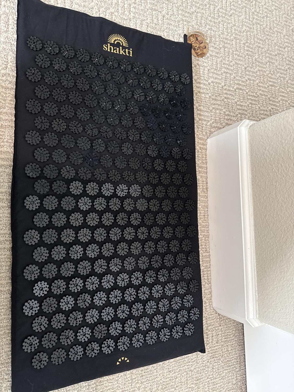 ShaktiMat Classic Acupressure Mat Level 2 Intensity in Shakti Black, Relieves Stress & Tension, Promotes Relaxation & Focus | Similar to Acupuncture, No Needles Required | FSA/HSA Eligible customer photo 2