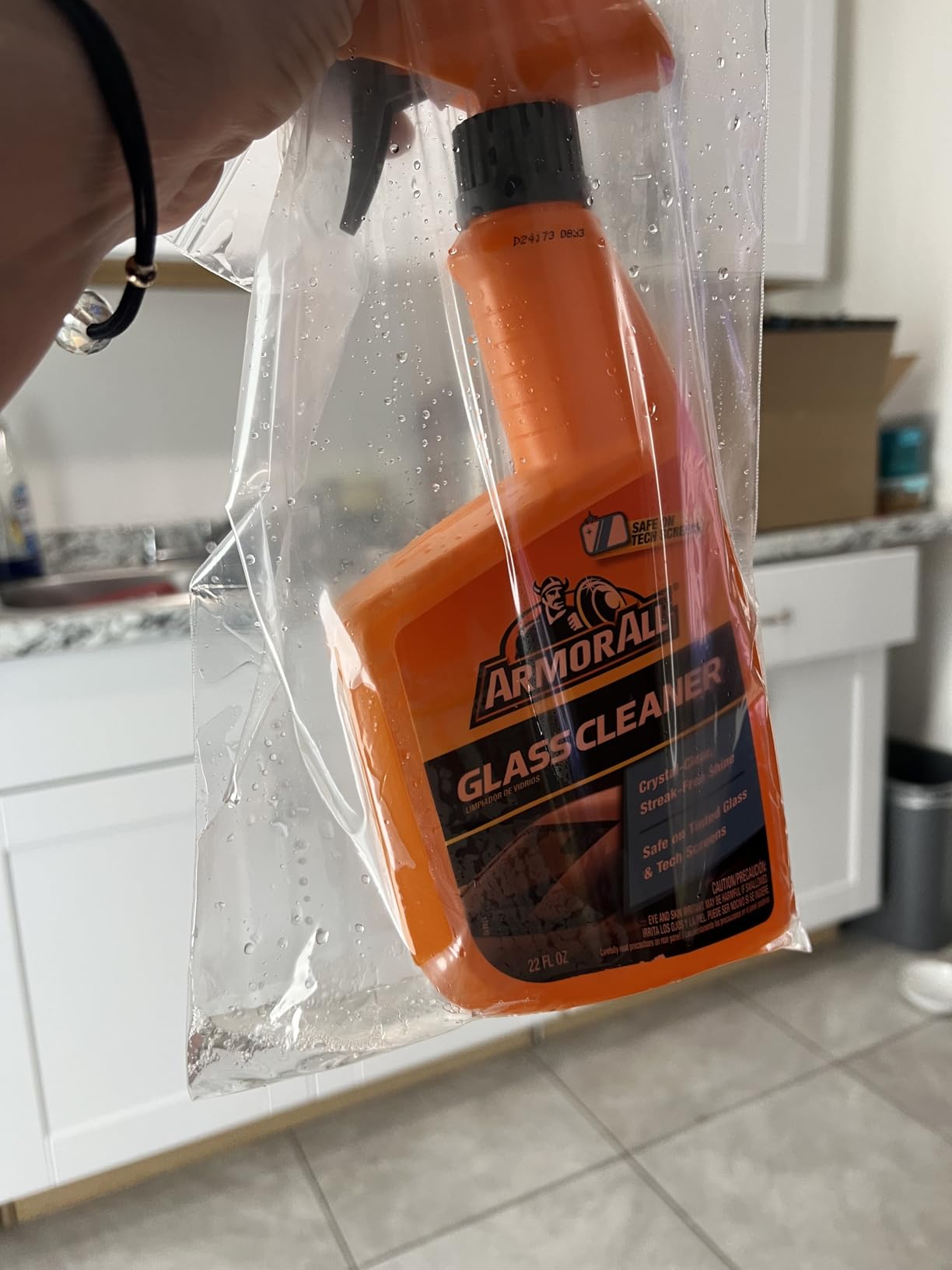 Armor All Premier Car Care Kit, Includes Car Wax & Wash Kit, Glass Cleaner, Car Air Freshener, Tire & Wheel Cleaner (8 Piece Kit) customer photo 1