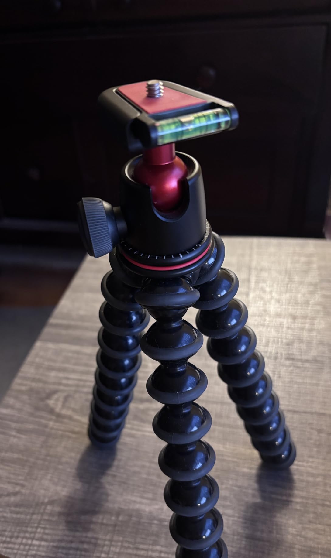 GorillaPod Compact Tripod Kit with Ballhead for Mirrorless Cameras up to 2.2 lbs. Black/Charcoal. customer photo 1