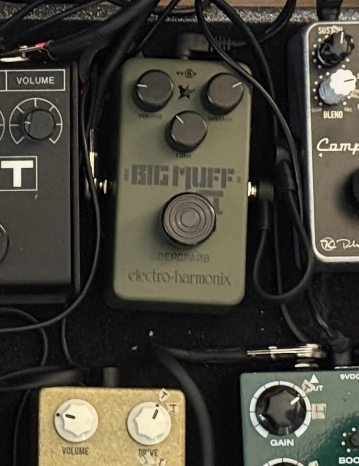 Electro-Harmonix Green Russian Big Muff Pi Fuzz Pedal customer photo 1