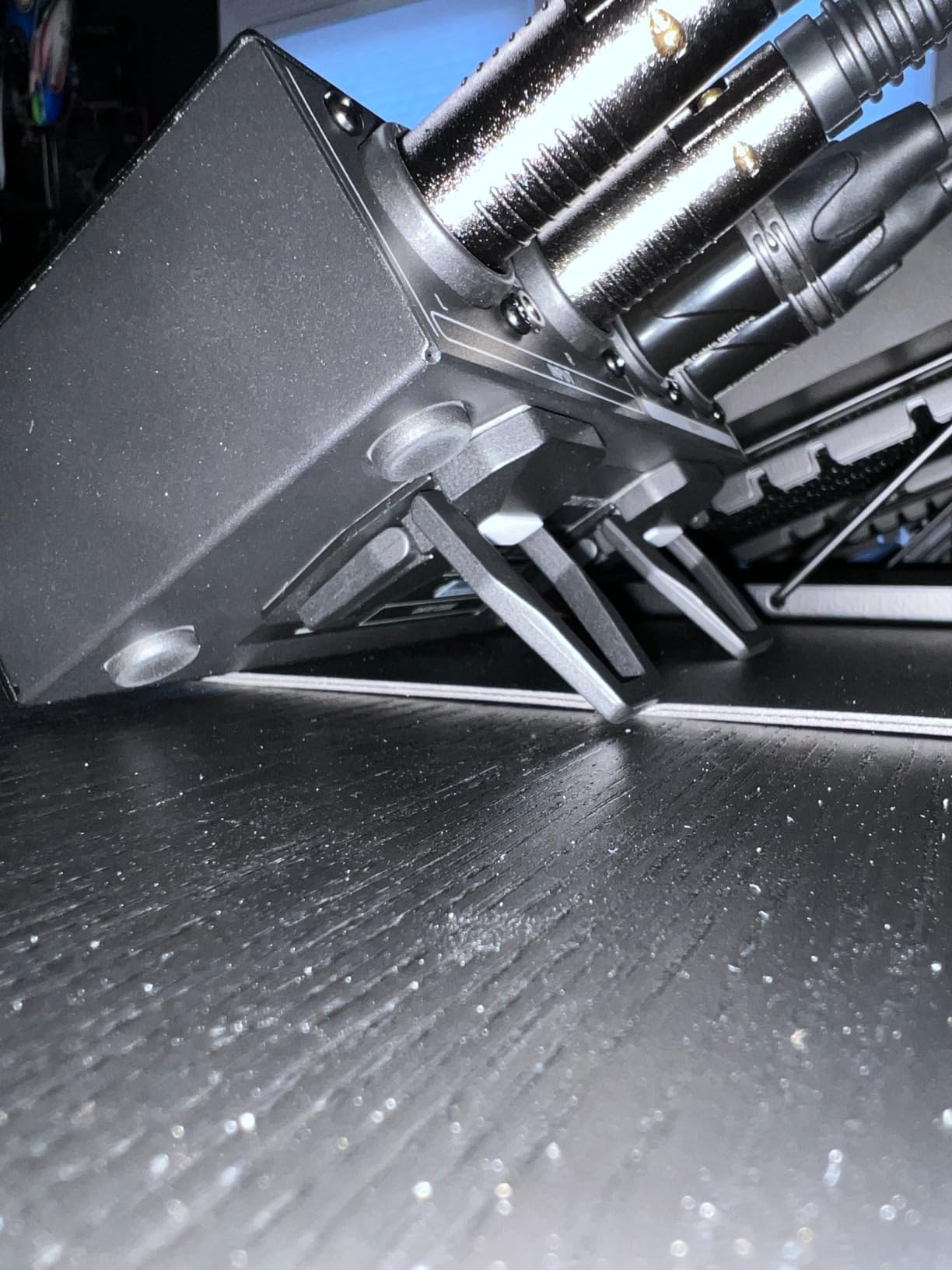 Behringer MONITOR1 Premium Passive Stereo Monitor and Volume Controller customer photo 2