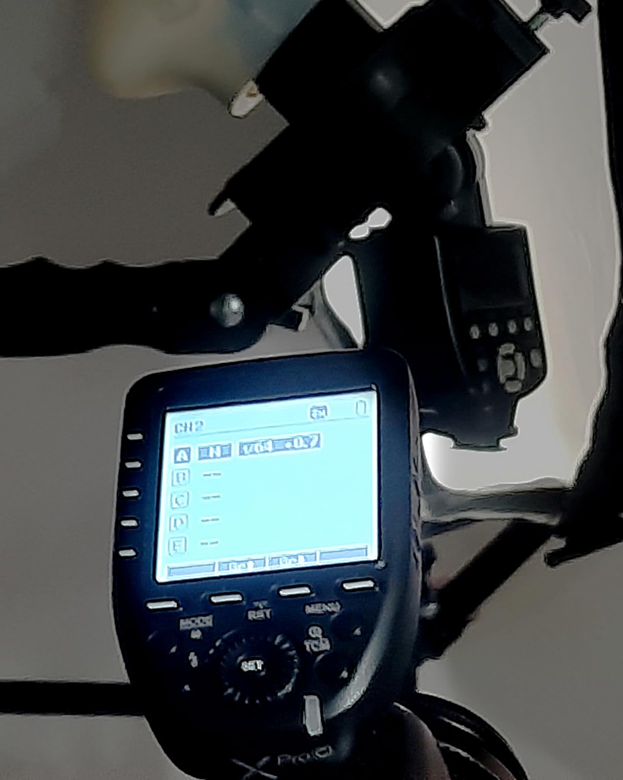 Godox XproC Xpro-C TTL Wireless Flash Trigger for Canon, 1/8000s HSS TTL-Convert-Manual Function Large Screen Slanted Design 5 Dedicated Group Buttons 11 Customizable Functions (XProC for Canon) customer photo 2