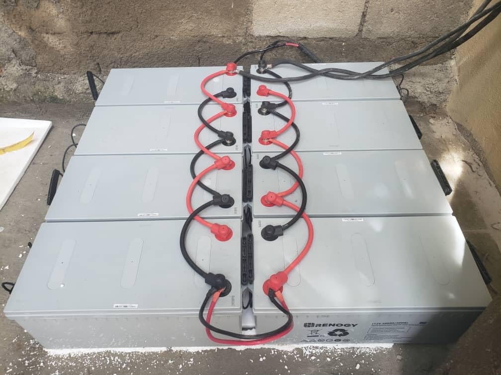 Renogy Deep Cycle AGM Battery 12 Volt 200Ah, 3% Self-Discharge Rate, 2000A Max Discharge Current, Safe Charge Most Home Appliances for RV, Camping, Cabin, Marine and Off-Grid System, Maintenance-Free customer photo 1