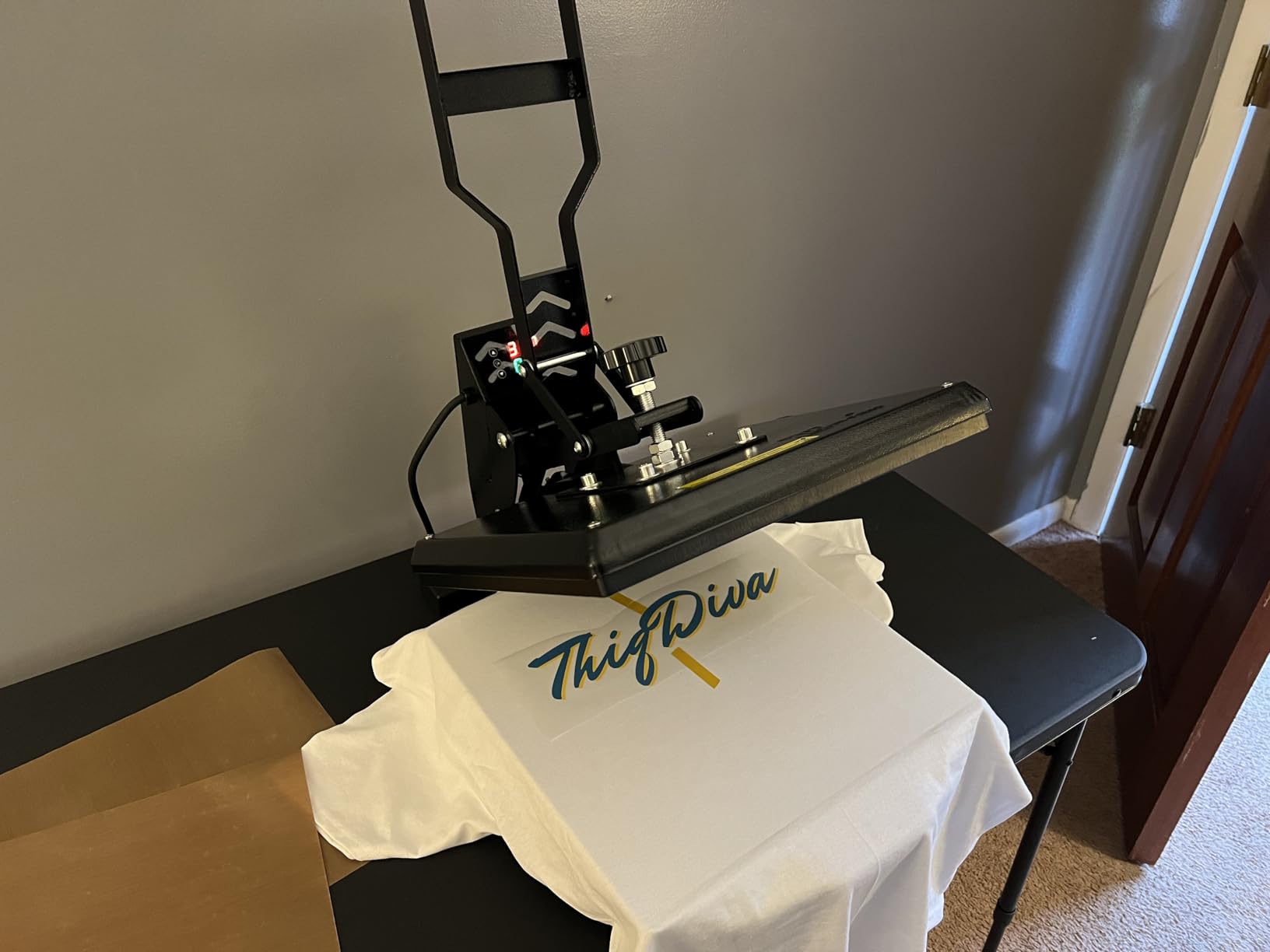 PowerPress Industrial-Quality Digital Sublimation Heat Press Machine for T Shirt, 15x15 Inch, Black customer photo 2