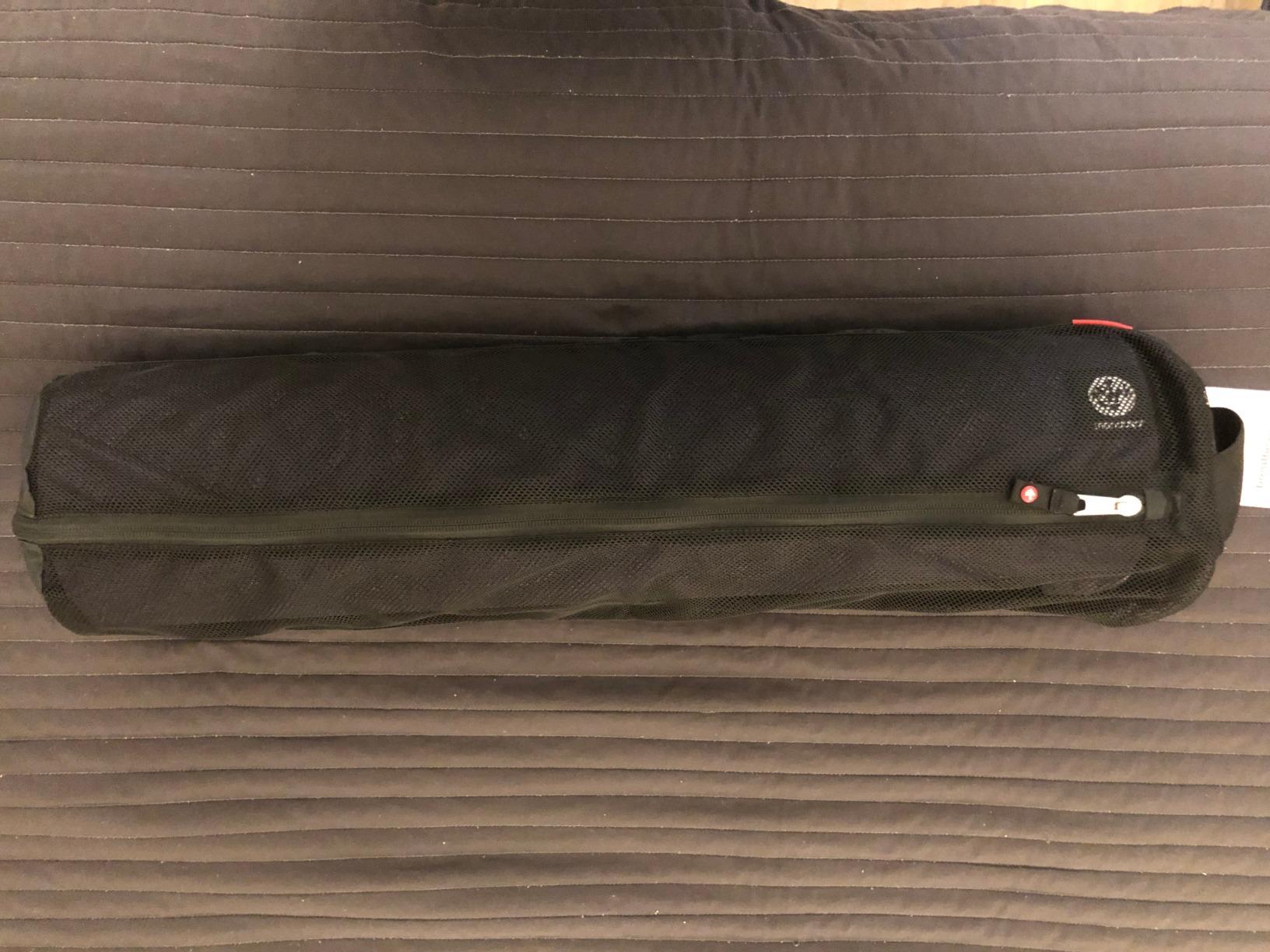 Manduka Breathe Easy Full Zip Yoga Mat Carrier Bag - With Pocket, Adjustable Strap, Suitable for Most Yoga Mats customer photo 2