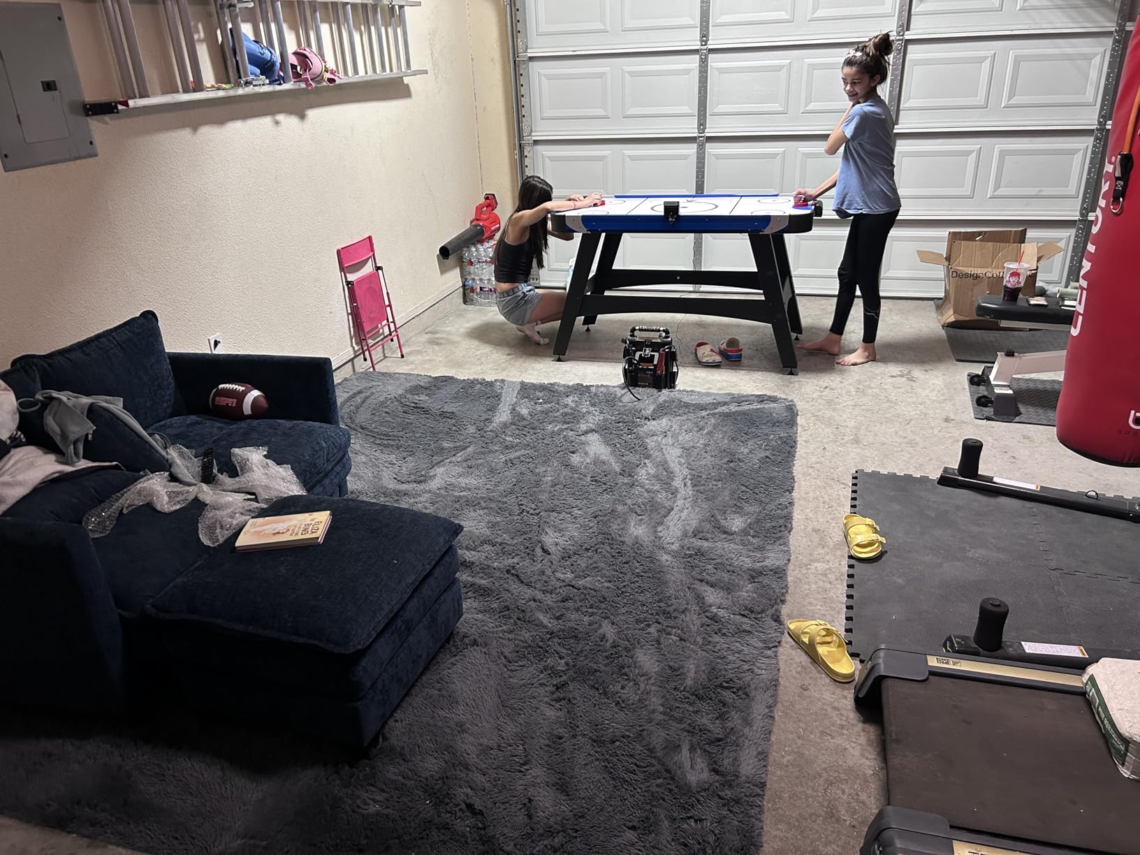 Best Choice Products 58in Mid-Size Arcade Style Air Hockey Table for Game Room, Home, Office w/ 2 Pucks, 2 Pushers, Digital LED Score Board, Powerful 12V Motor, Carrying Bag customer photo 1