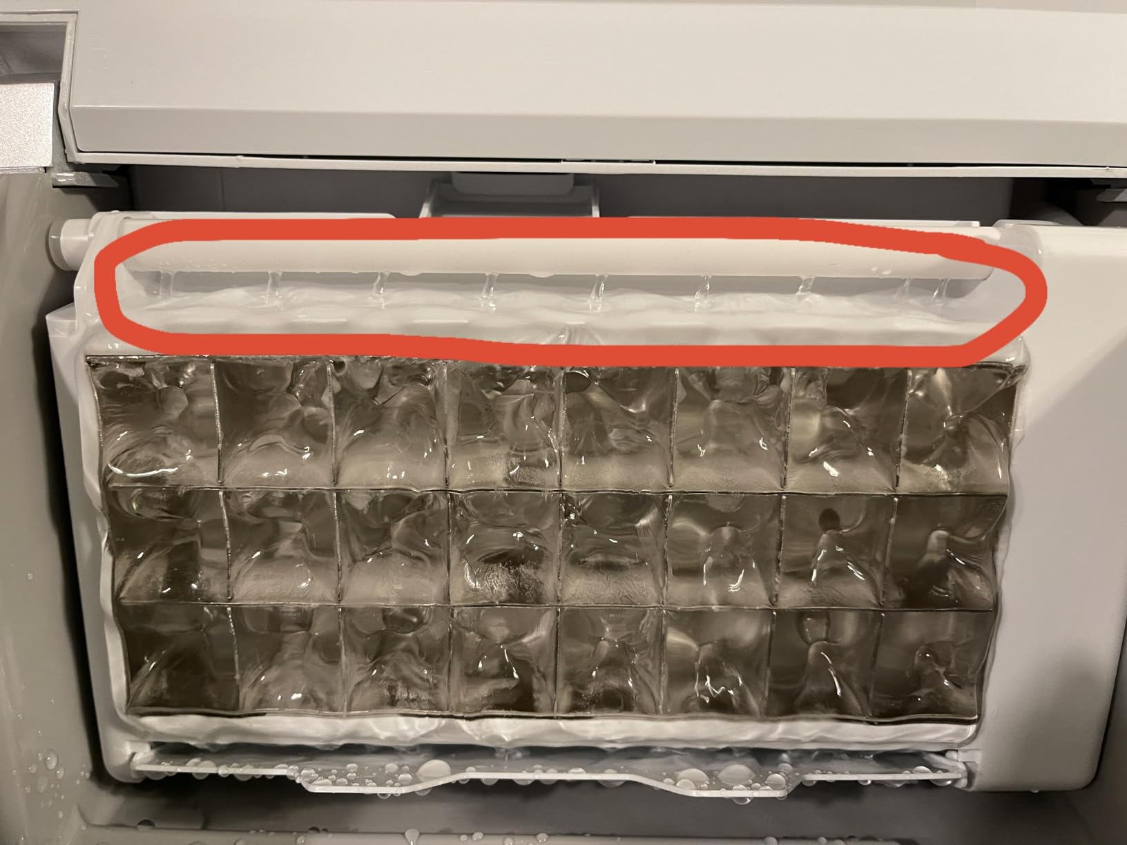 FRIGIDAIRE EFIC452-SS 40 Lbs Extra Large Clear Maker, Stainless Steel, Makes Square Ice customer photo 1