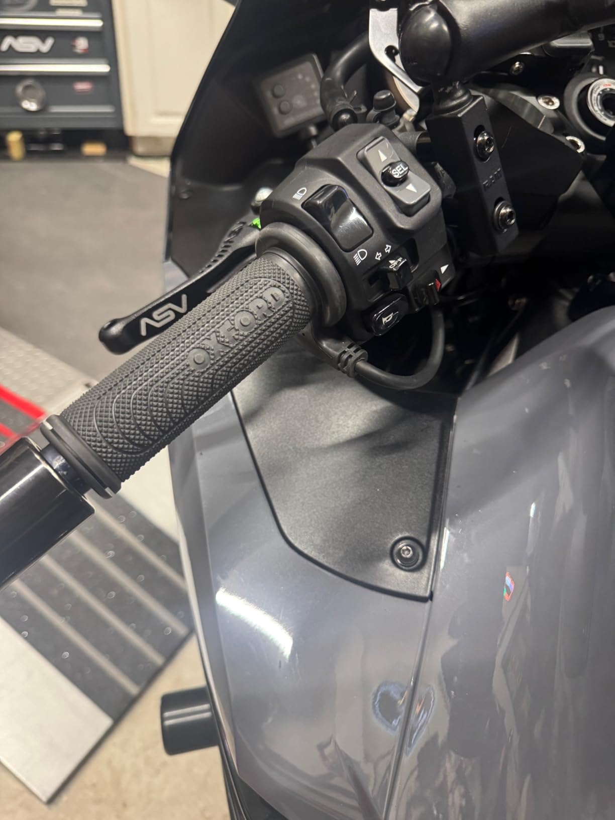 Oxford - Heaterz Premium - Cruiser Heated Grips (Temperature controlled Motorcycle Grips) customer photo 1