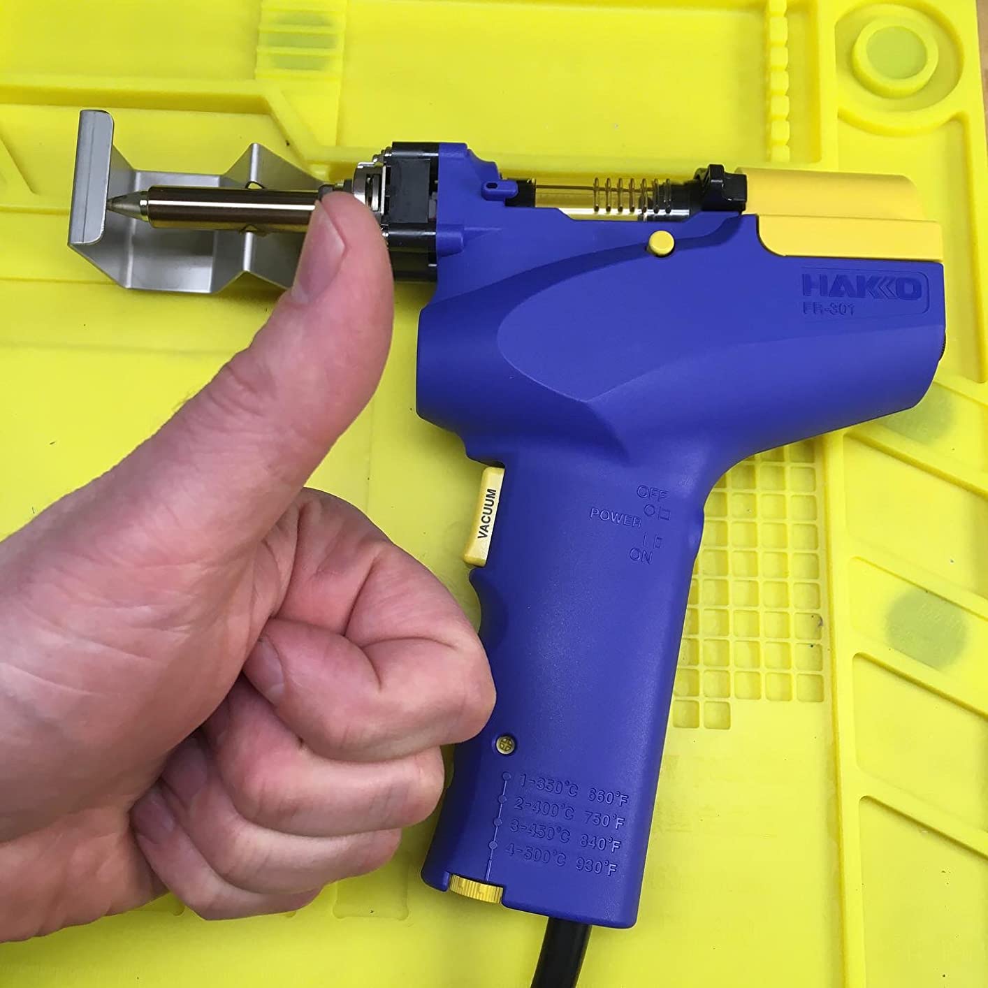 Hakko FR-301 - Portable Desoldering Tool customer photo 2